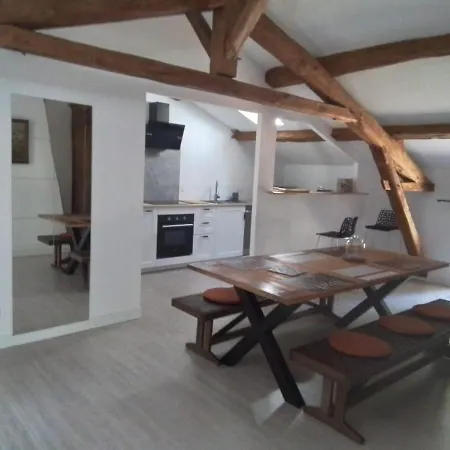 Vakantiehuis Des Roses Et Des Orties *